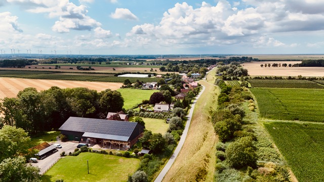 Ferienwohnungen auf dem Hundegutshof - direkt an der Elbe in Krummendeich
